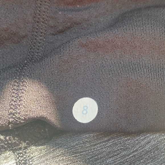 Lululemon Run: Tame Me Tank Top  Black Size 8 - Picture 8 of 8